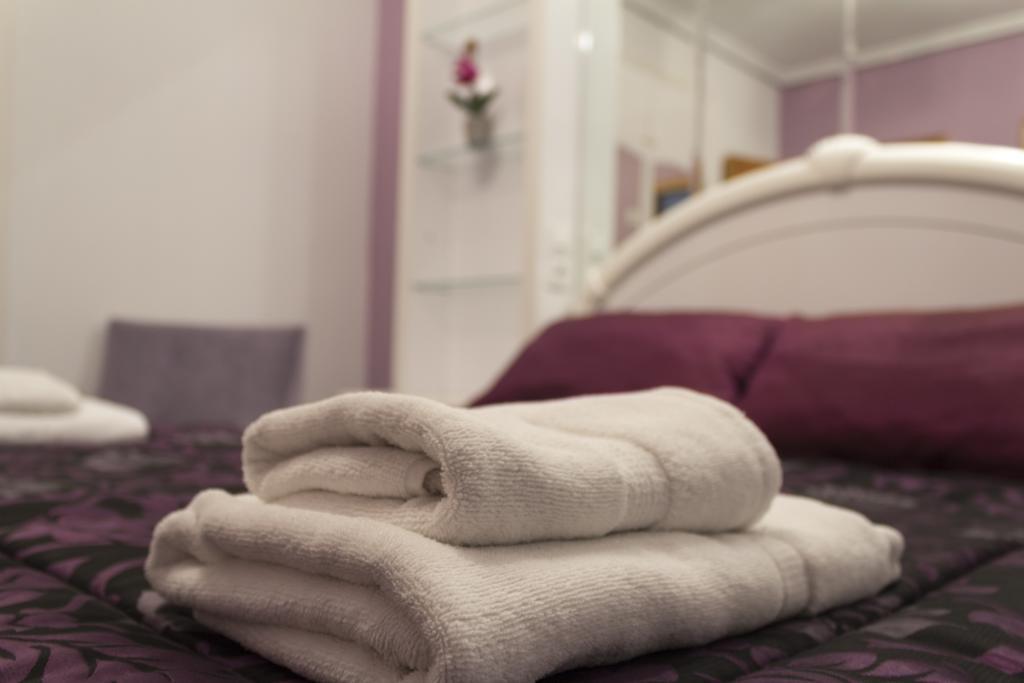 Hostal Dulcinea Esquivias Eksteriør bilde